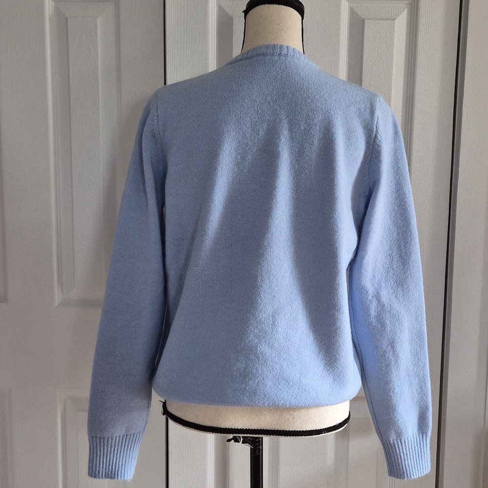 Blue Bear Sweater Size L - Picture 5 of 9